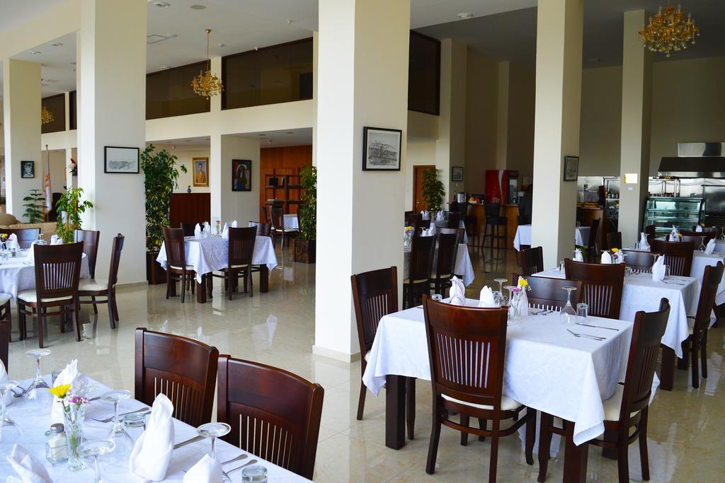Taybeh Golden Hotel Ramallah Exterior foto
